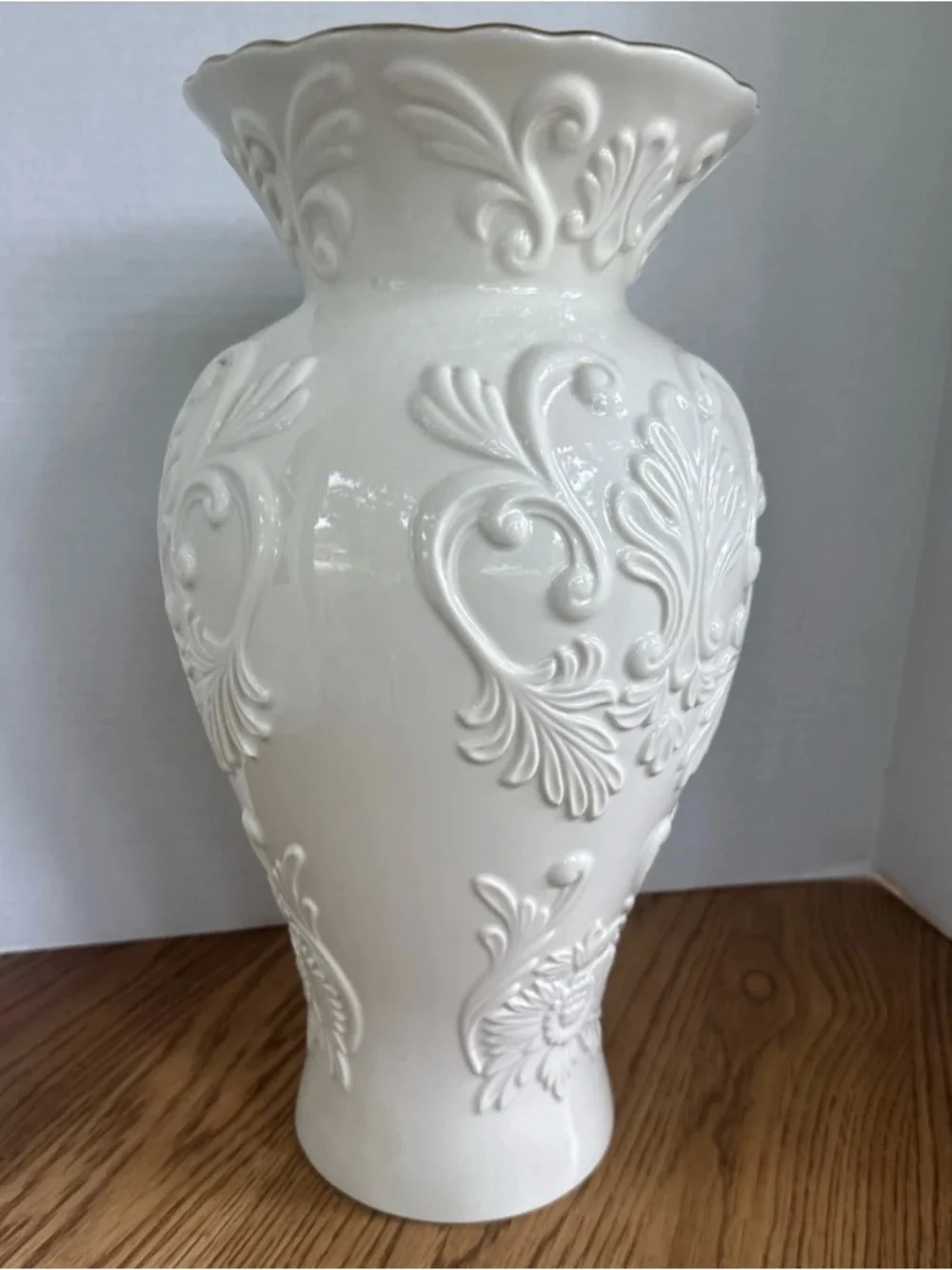 Rare find Lenox 16 inch Georgian  Elegant Embossed Ceramic Vase